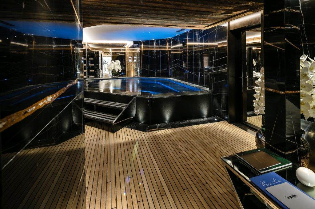 Ultima Hotel Γκστάαντ Εξωτερικό φωτογραφία